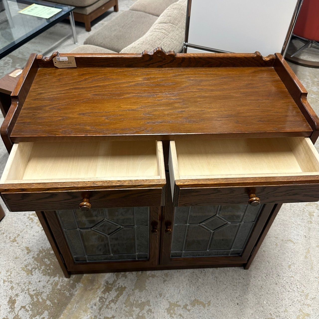 三越家具 Brugge