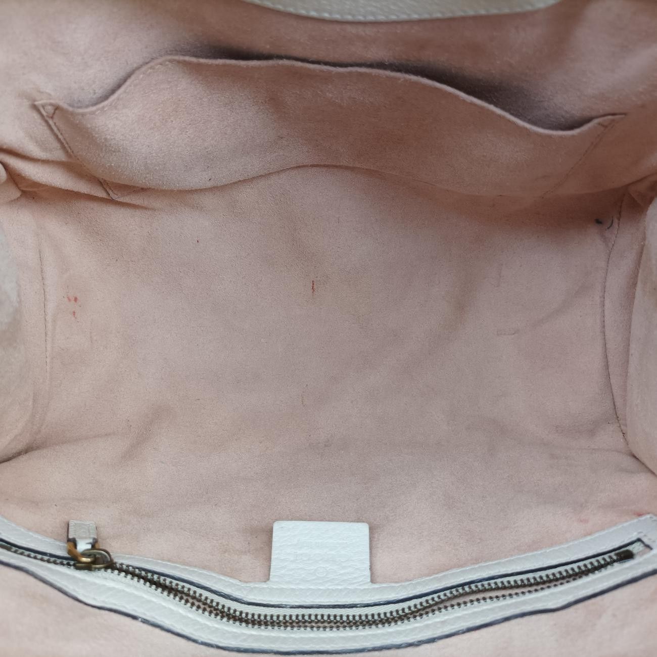 バタフライホワイト×マルチ