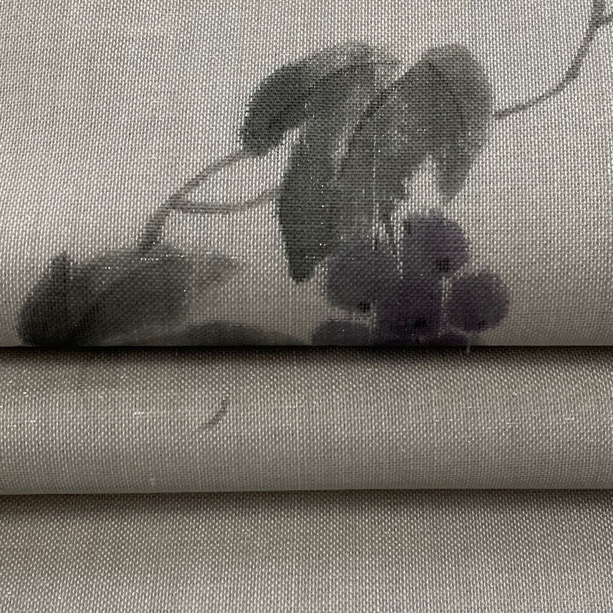 A37新品未使用　美品 名品 葡萄 灰色 正絹 A37新品未使用 美品 名品 葡萄 灰色 正絹 - メルカリ