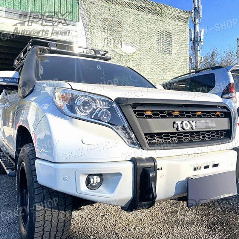 フロントグリルガーニッシュ ブラック