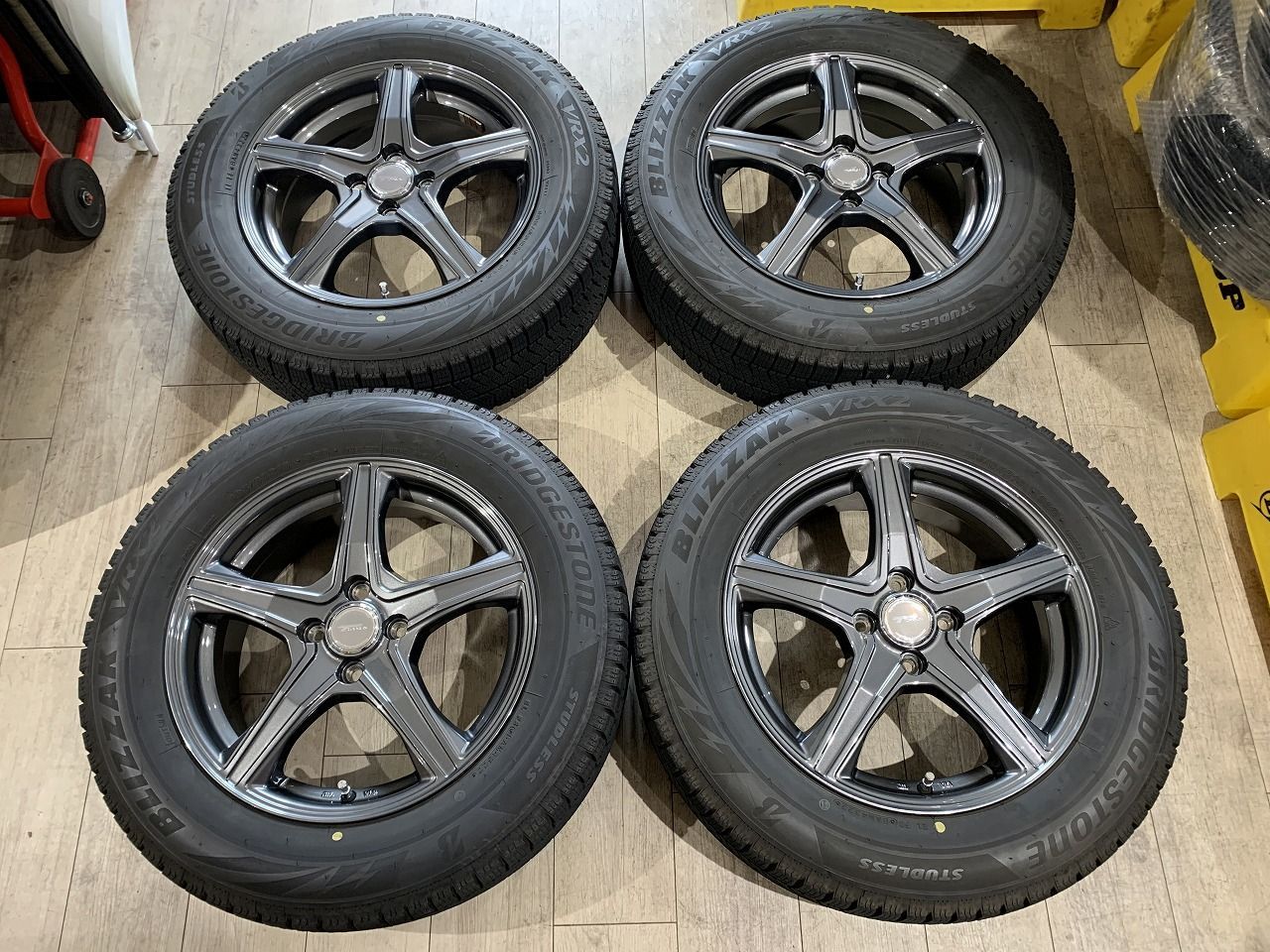 for SUV 16インチ TOPRUN RD5 | 店舗おススメ情報 | タイヤ館 イオンモール
