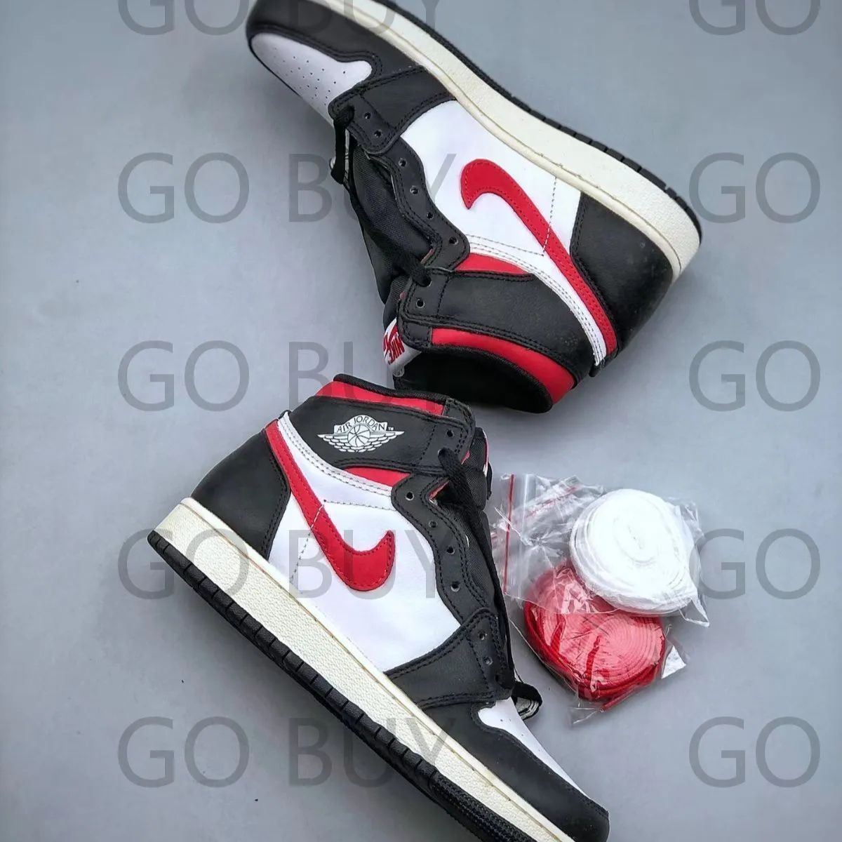 人気 Nike Air Jordan 1 Retro High OG