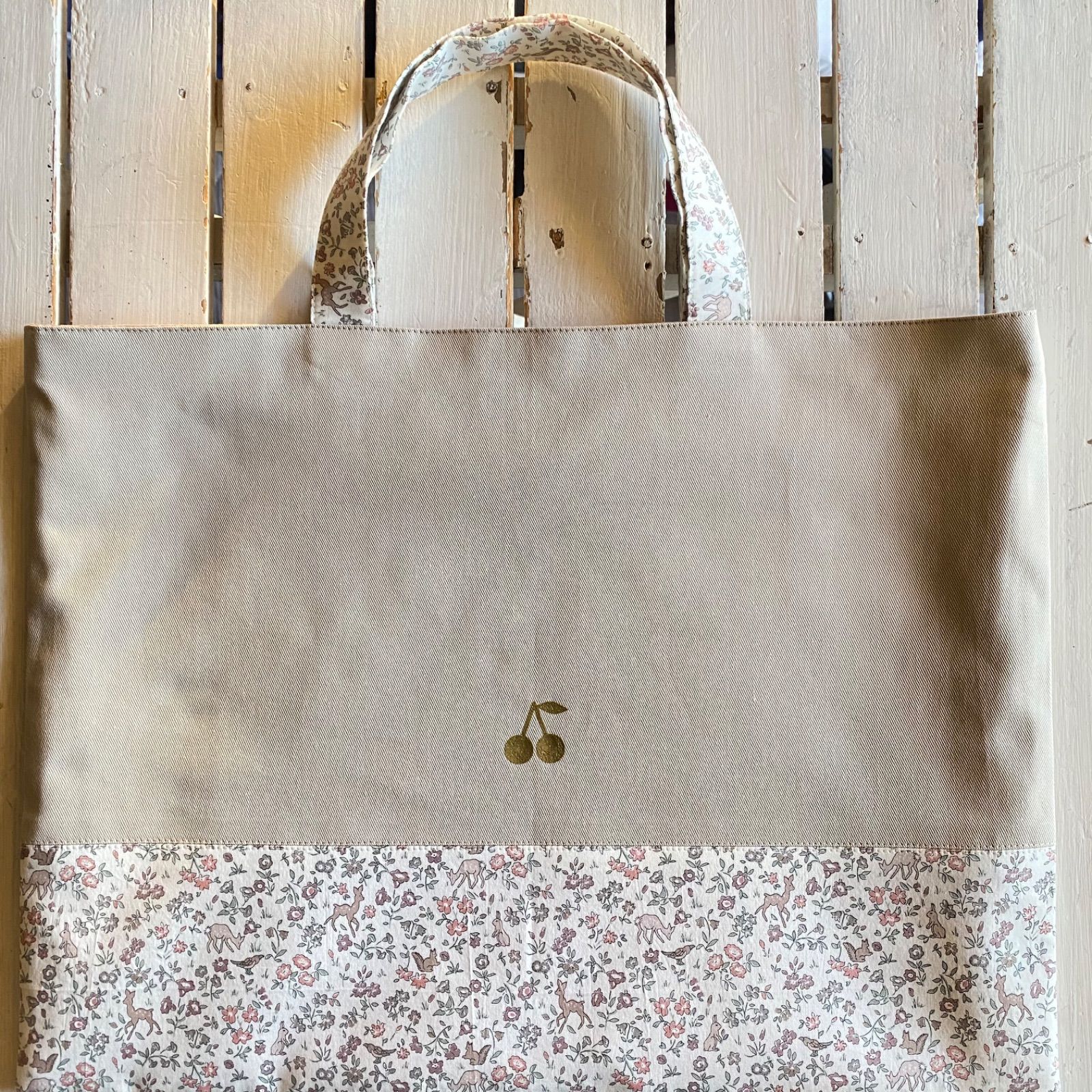 ASY66様☆リバティプリント使用 さくらんぼワッペン入園入学グッズ  