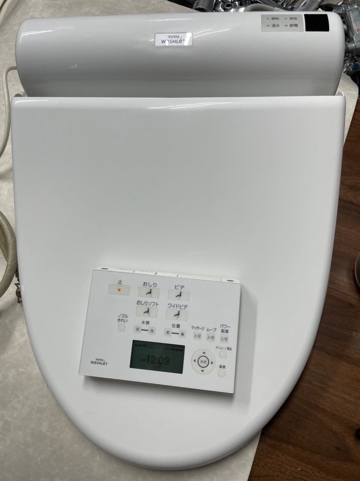 11 TOTO 温水洗浄便座 ウォシュレットtcf6321