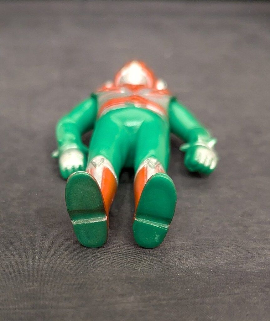 ヒカリトーイ サイクロンガーV パチソフビ