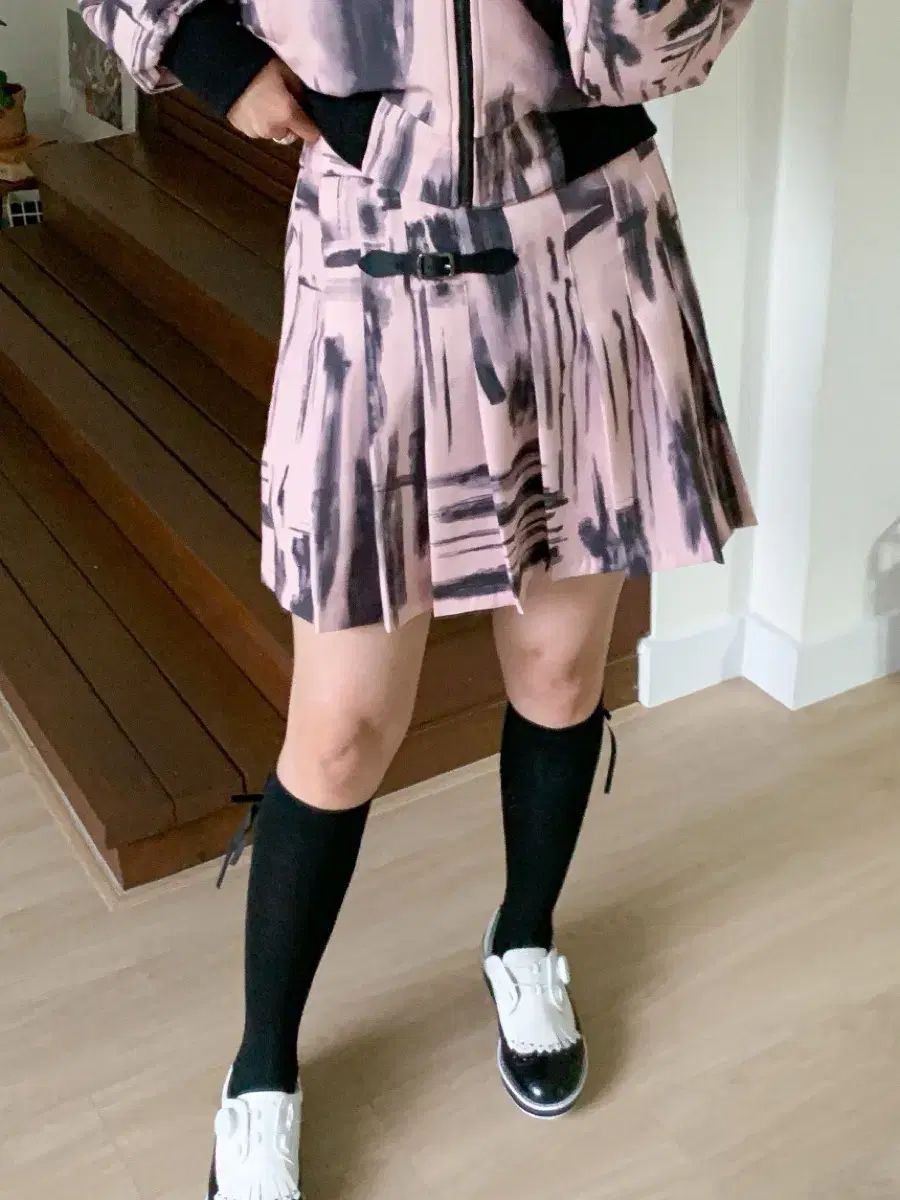 レディース ゴルフウェア セットアップ ロゴプリント長袖モックネック