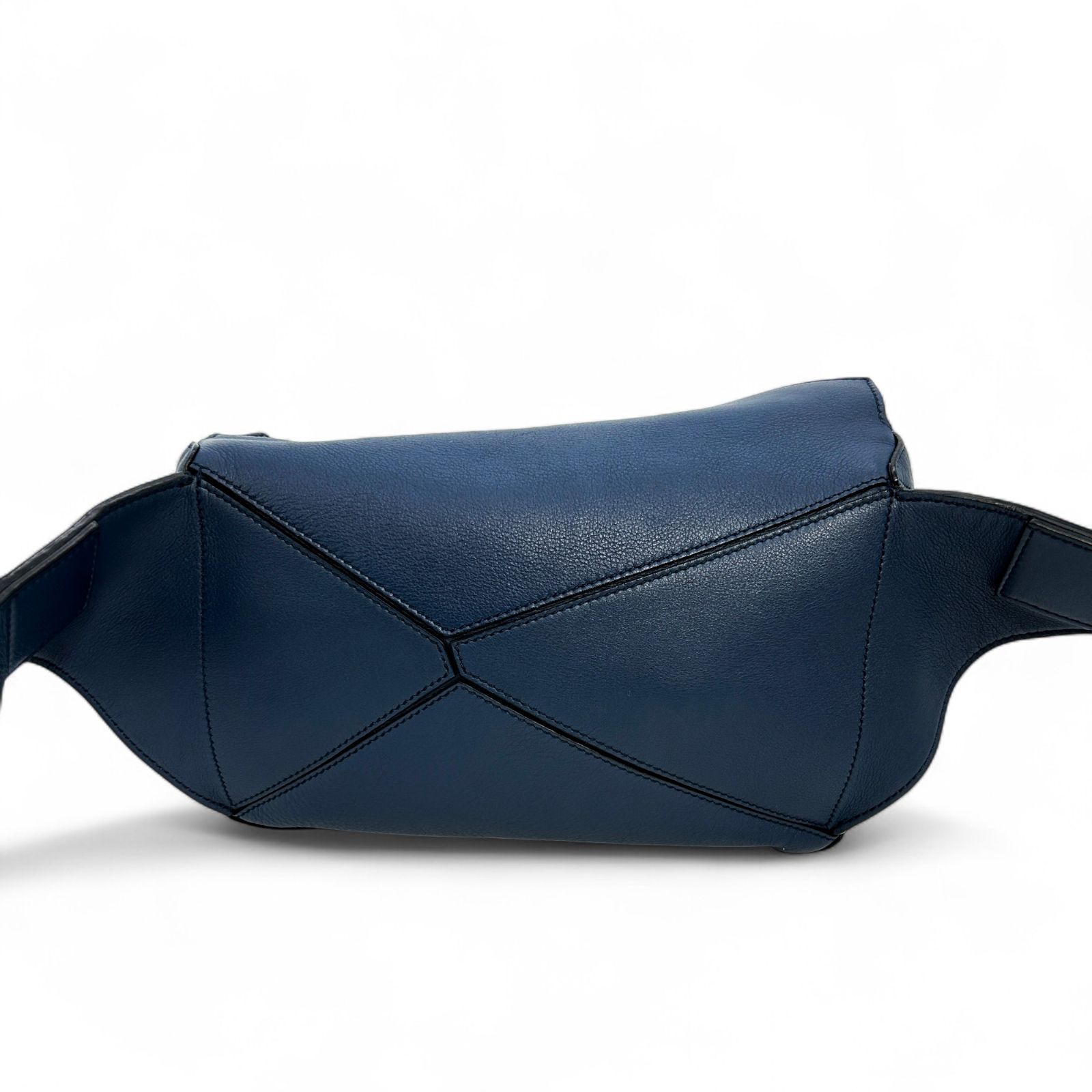 LOEWE パズル バムバッグ ボディーバッグ レザー ネイビー メンズ