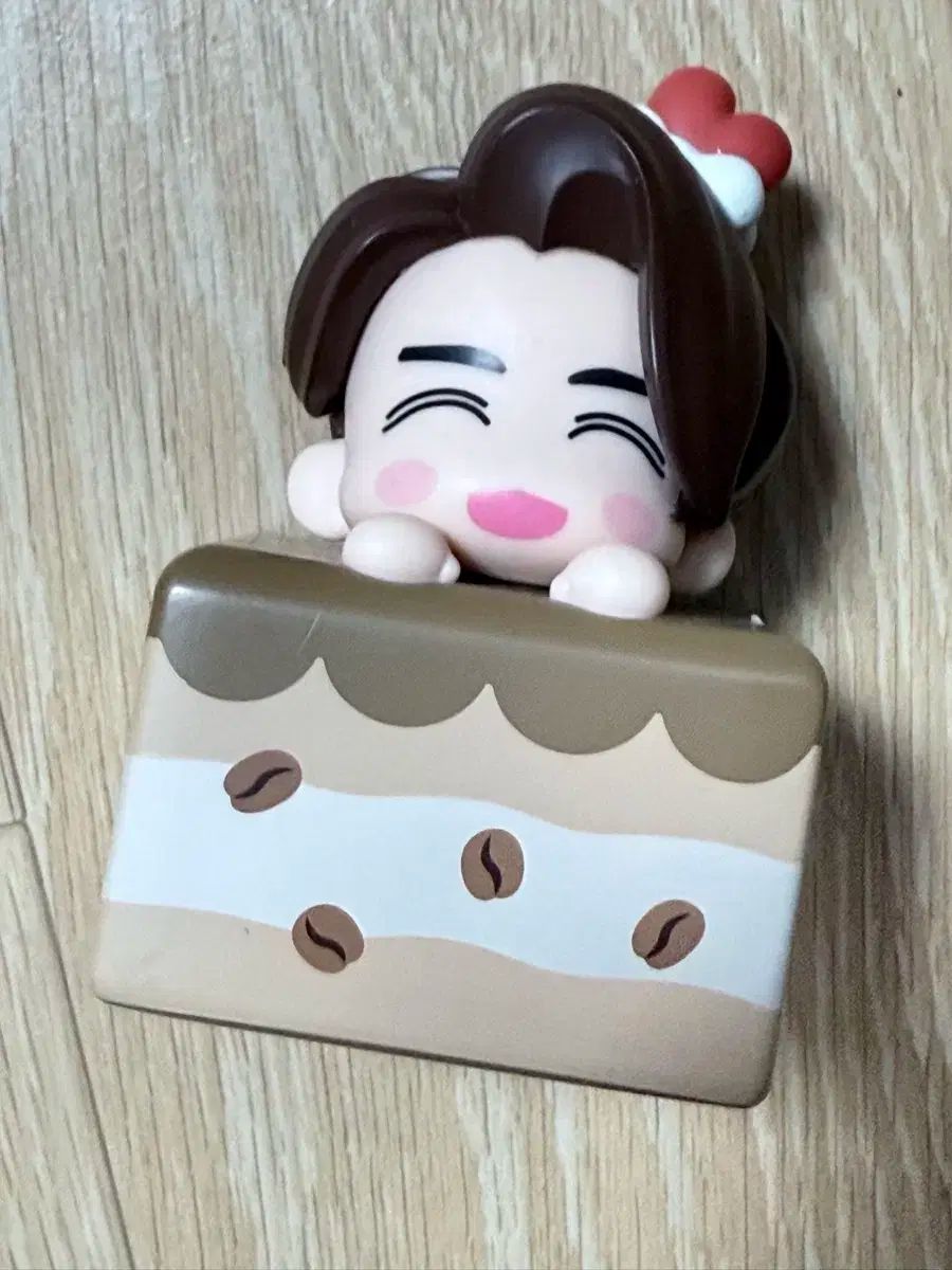 NCT 127 CCOMAZ バレンタイン ケーキセット MD フィギュア jp.ktown4u.com : NCT 127 - CCOMAZ VALENTINE's CAKE SET