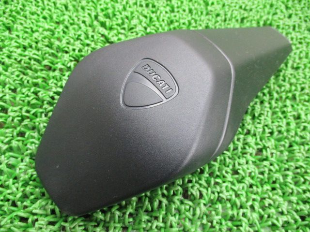 パニガーレV4 シングルシートカウル 247.3.610.1A ドゥカティ 純正  バイク 部品 割れ欠け無し 品薄 希少品 ドィカティ Fs