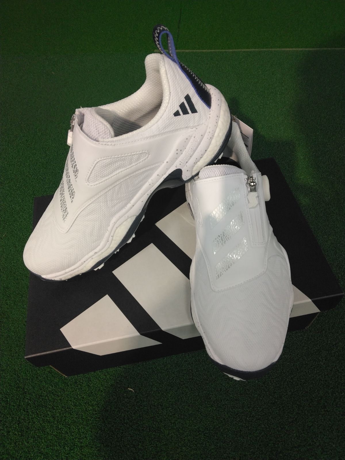 アディダス スパイクレスシューズ コードカオス 25 ボア NKZ93 メンズ ゴルフシューズ 25.0～27.5cm 靴 モデル adidas 日本 浦安店