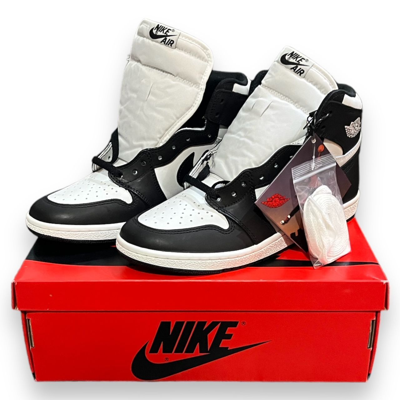 新品 Nike Air Jordan 1 High 85 BQ4422-001 パンダ ジョーダン1 