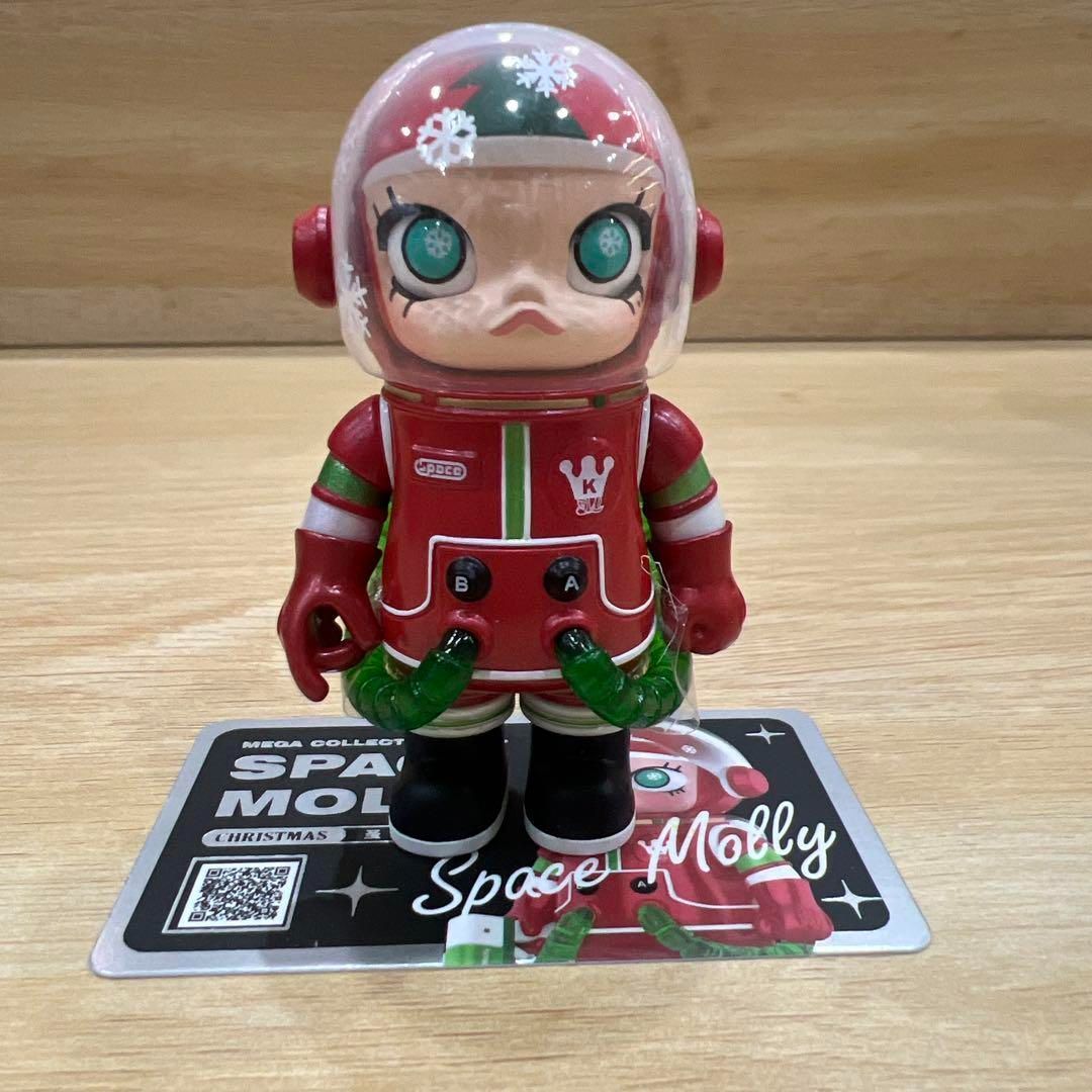 POPMART MEGA コレクション 100% SPACE MOLLY「Christmas