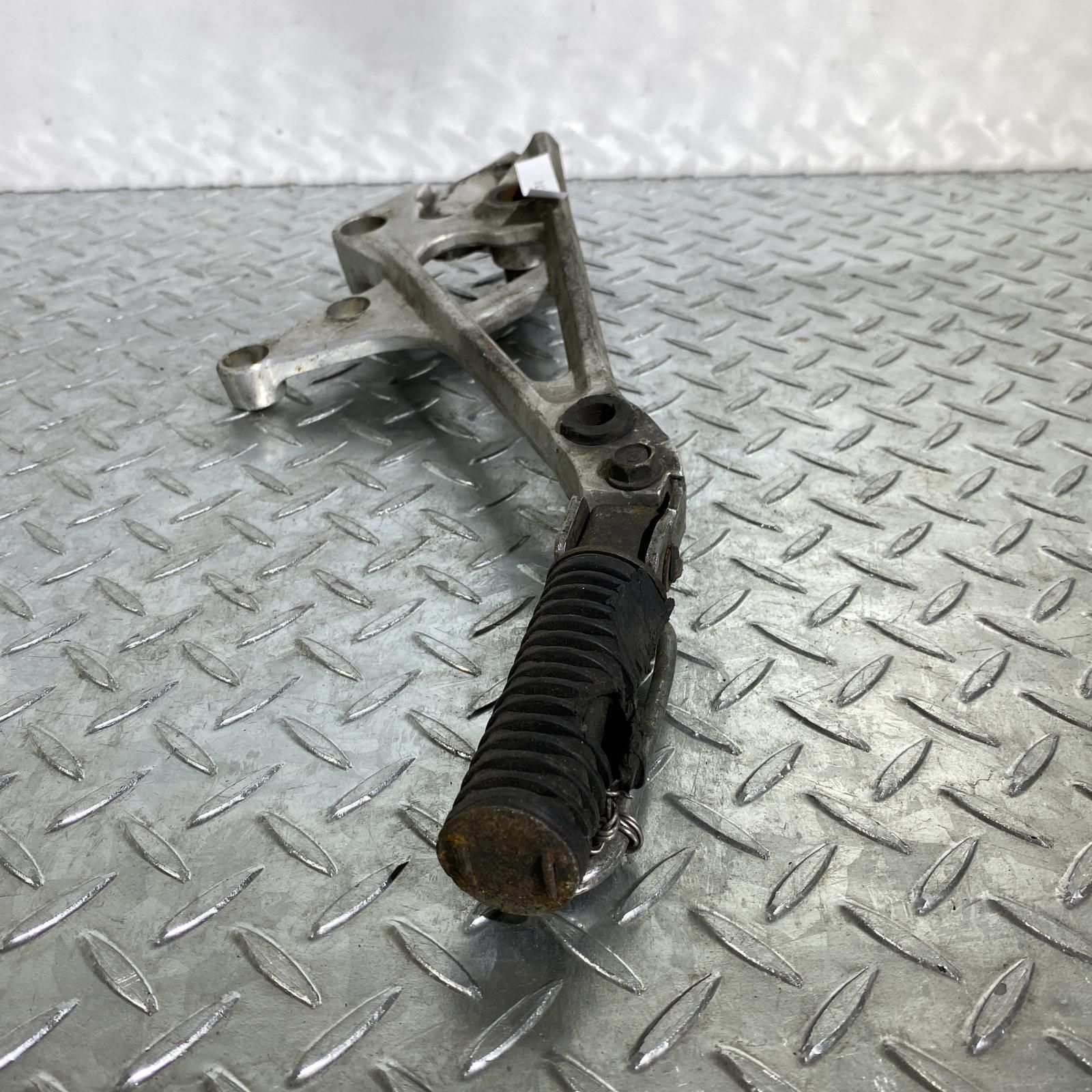 屋内保管】CBX400F ステップ