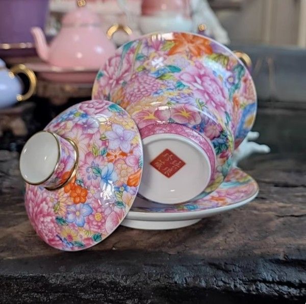 中国茶器 景徳鎮 陶磁器 琺瑯彩万花馬蹄三才蓋碗 茶碗 煎茶器 新品未使用 新品】中国茶器 景徳鎮 陶磁器 琺瑯彩万花馬蹄三才蓋碗 茶碗