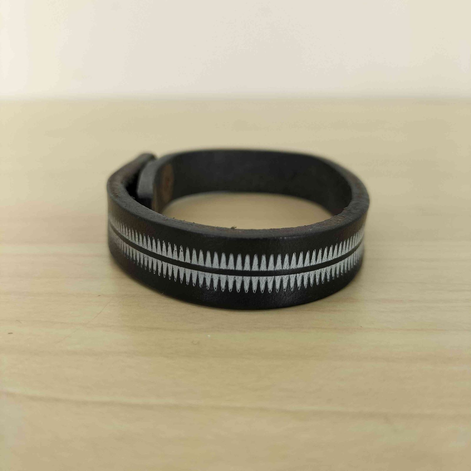 買得 UNDERCOVER アンダーカバー GIZ柄 メンズ レザーブレスレット アクセサリー