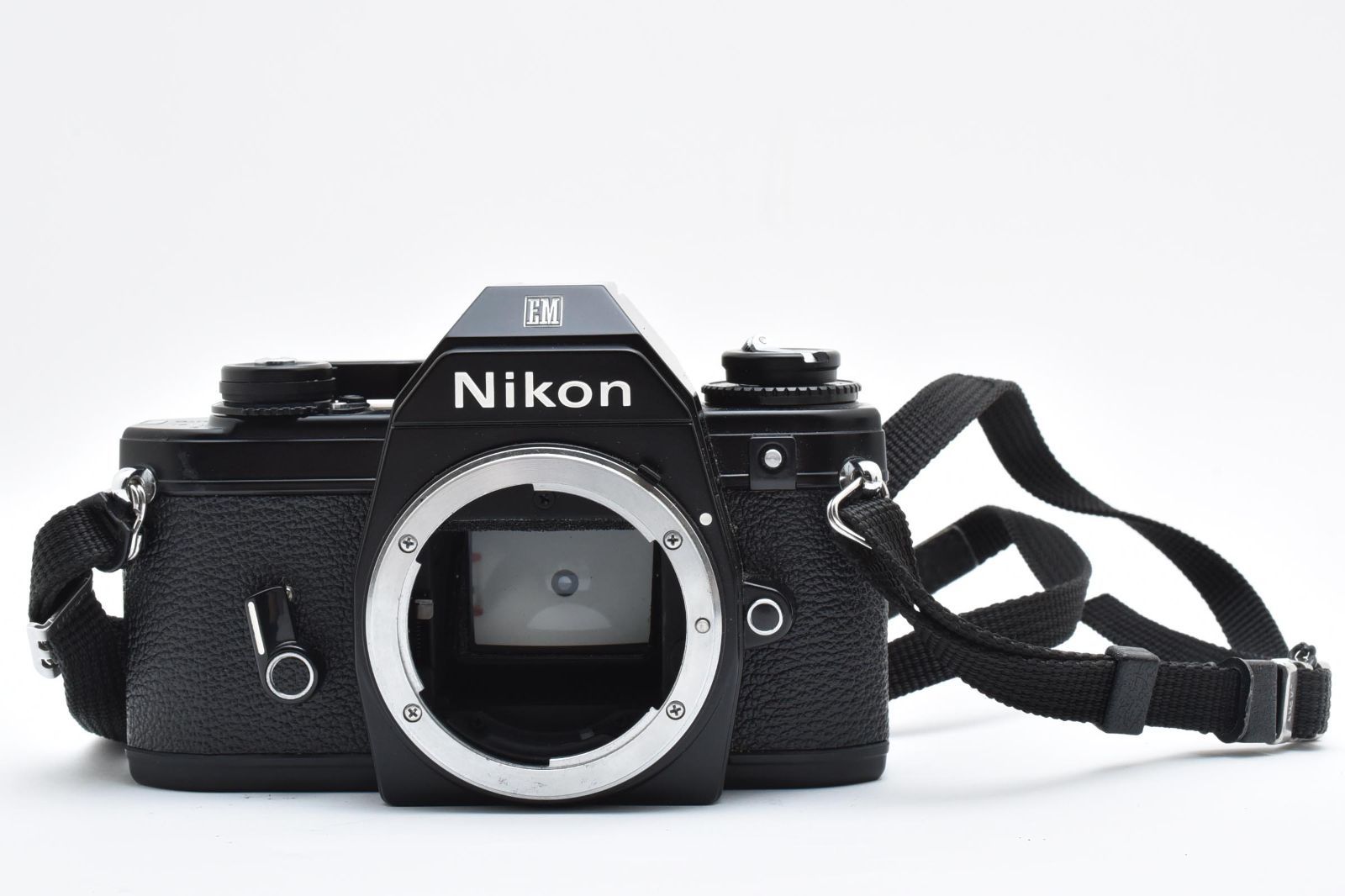 Nikon - 超美品 NIKON ニコン EM フィルムカメラ　モルト新品交換済 M242T 美品 NIKON ニコン EM フィルムカメラ Nikon - 超美品 NIKON