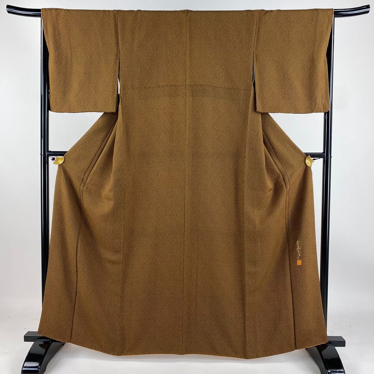 未使用品 小紋 桃色 薄灰茶色 道長どり 枝花 身丈161.5cm 正絹 リサイクル着物】小紋 正絹 身丈169.5cm 裄丈68.5cm 袷 山藍摺色