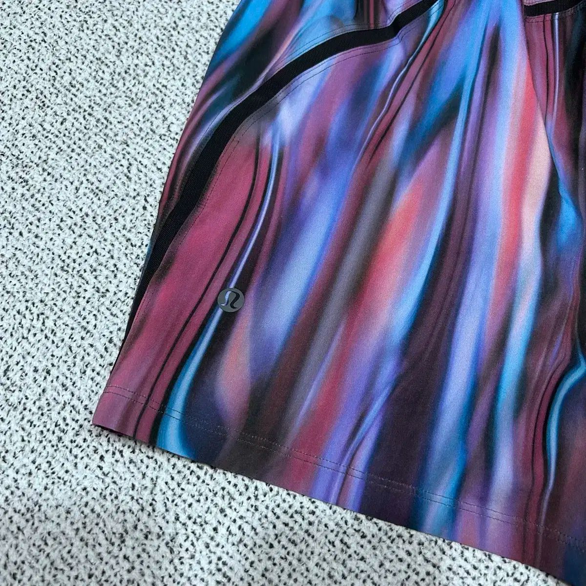 lululemon ルルレモン