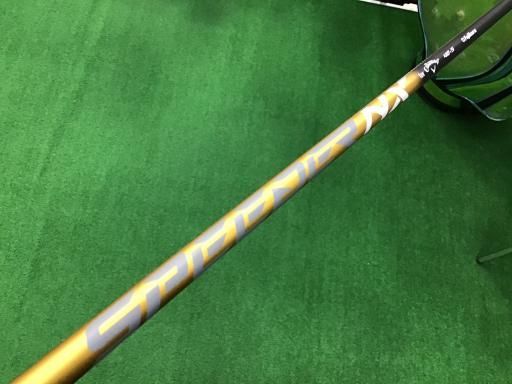 専用】ティアドロップピアス 小滝産翡翠 翠と白のグラデーション