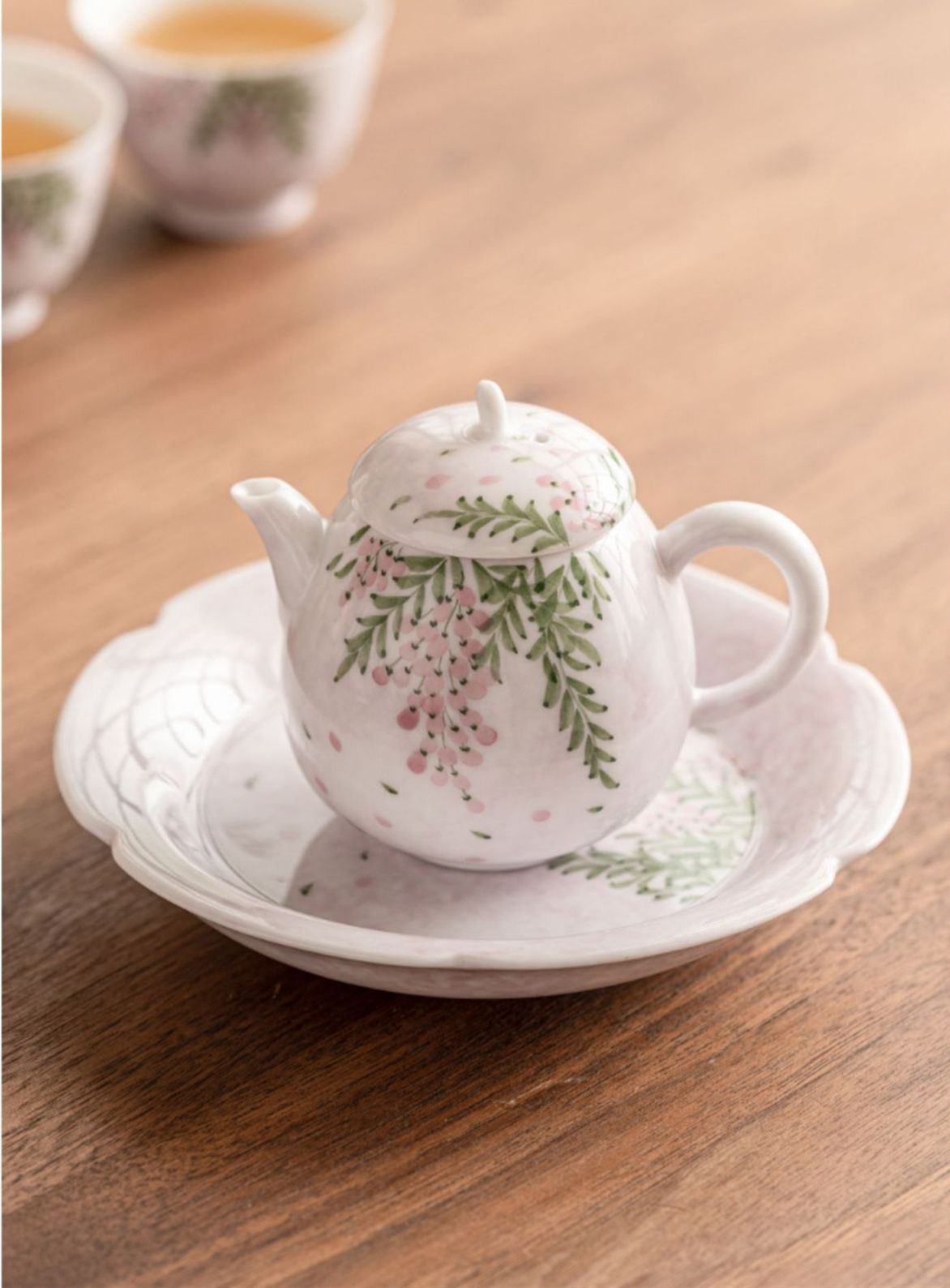 新品 茶壺 ティーポット 銀セラミックティーポット 茶道具 茶器 職人手作り 陶磁 徳化製品 レッドウッドハンドル サイドポット 13*8.5cm 中国 宜興 紫砂 急須 茶器セット 銀装飾 茶壺 茶杯 工夫茶 ティー