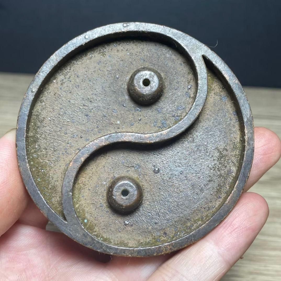 銅 細工 八卦香挿し 茶道具 香道具 装飾品 工芸品 置物 - メルカリ