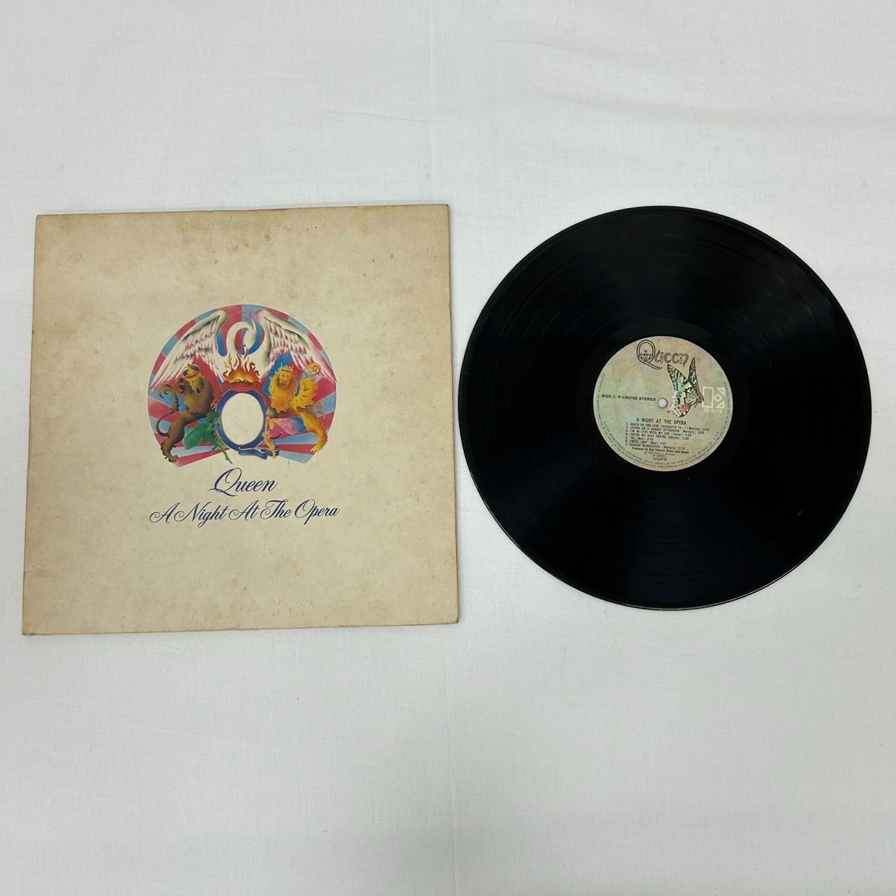 レア初版テクスチャー仕様Queen クィーン「オペラ座の夜」LPレコード 日本盤 レア初版テクスチャー仕様Queen クィーン「オペラ座の夜」LP