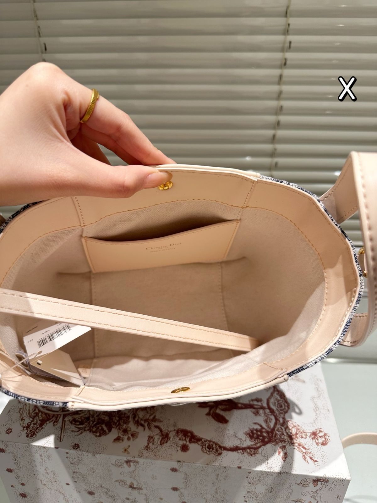 今日特価】Christian Dior Signaturea Bucket Bag クリスチャン