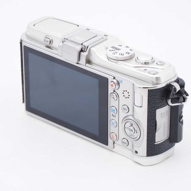 OLYMPUS ミラーレス一眼 PEN E-P3 ボディ シルバー E-P3 BODY SLV-