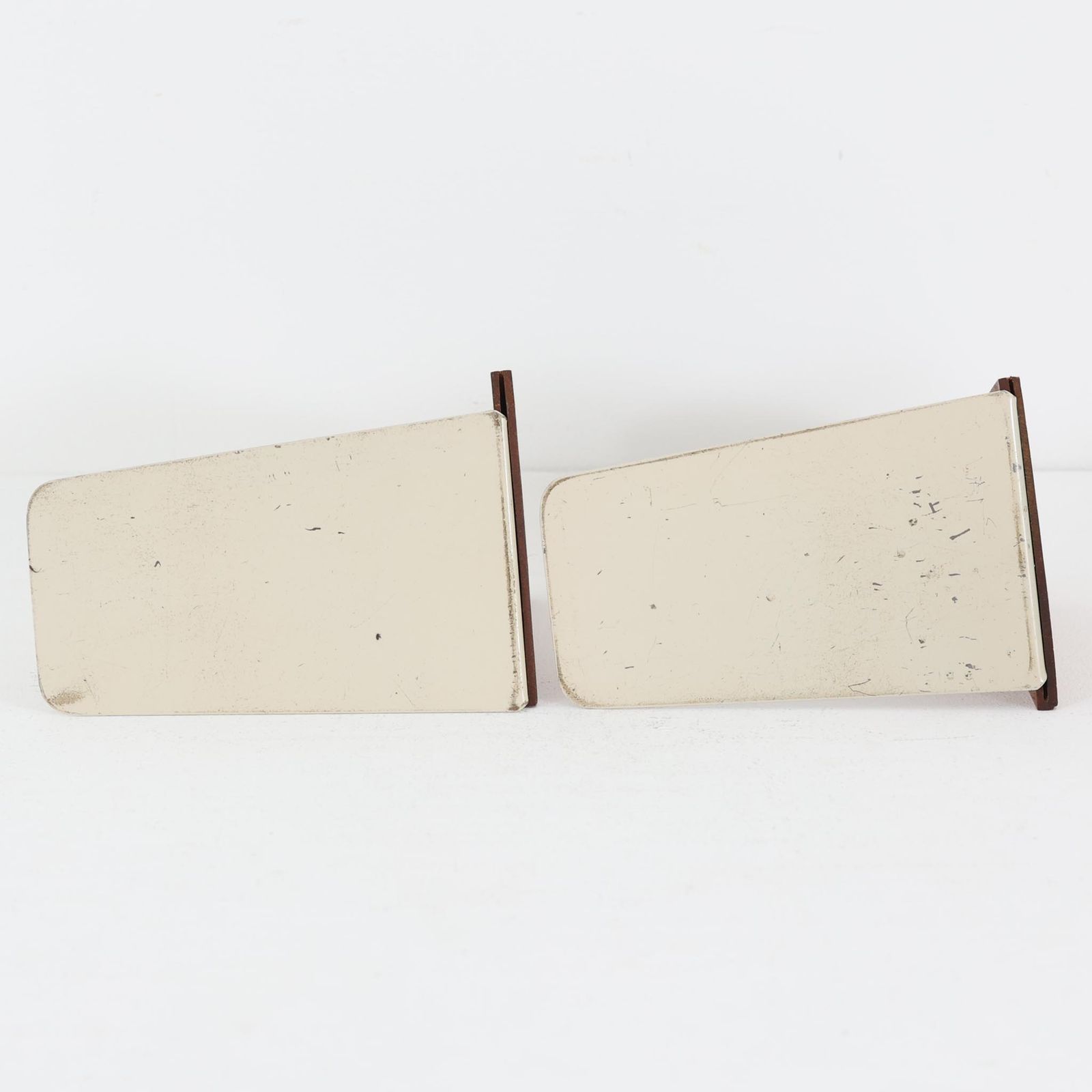 チーク材のブックエンド