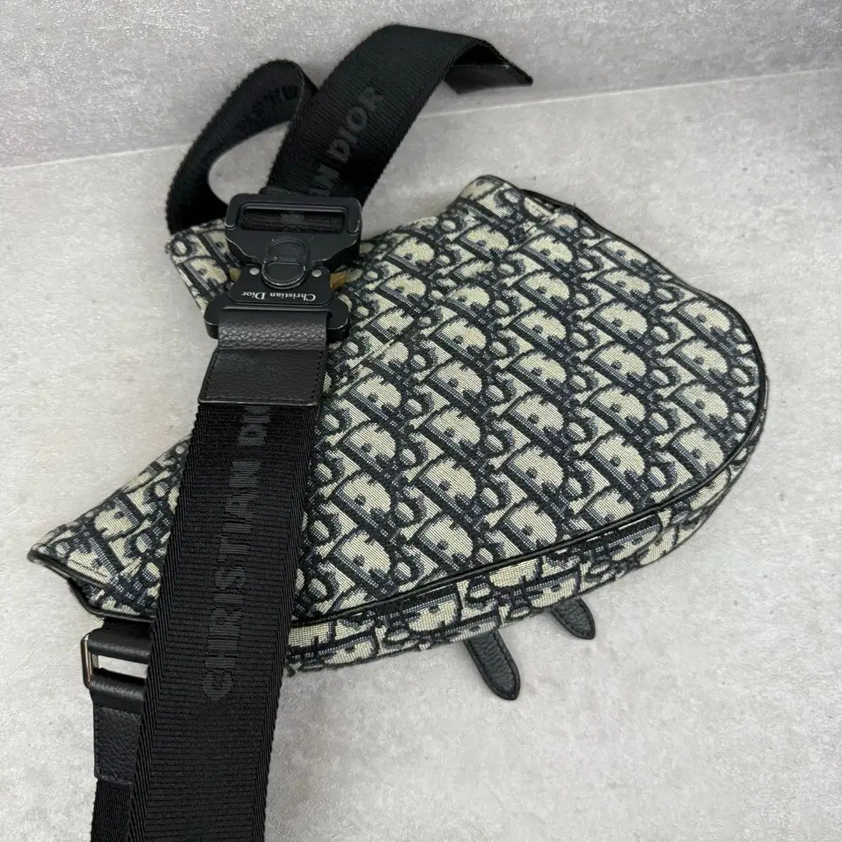 Dior(ディオール) オブリーク サドルバッグ 付属品完備 付属品完備