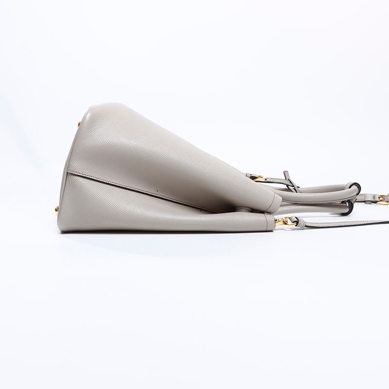 PRADA プラダ トートバッグ 2way サフィアーノレザー 三角ロゴ PRADA プラダ トートバッグ 2way サフィアーノレザー 三角ロゴ