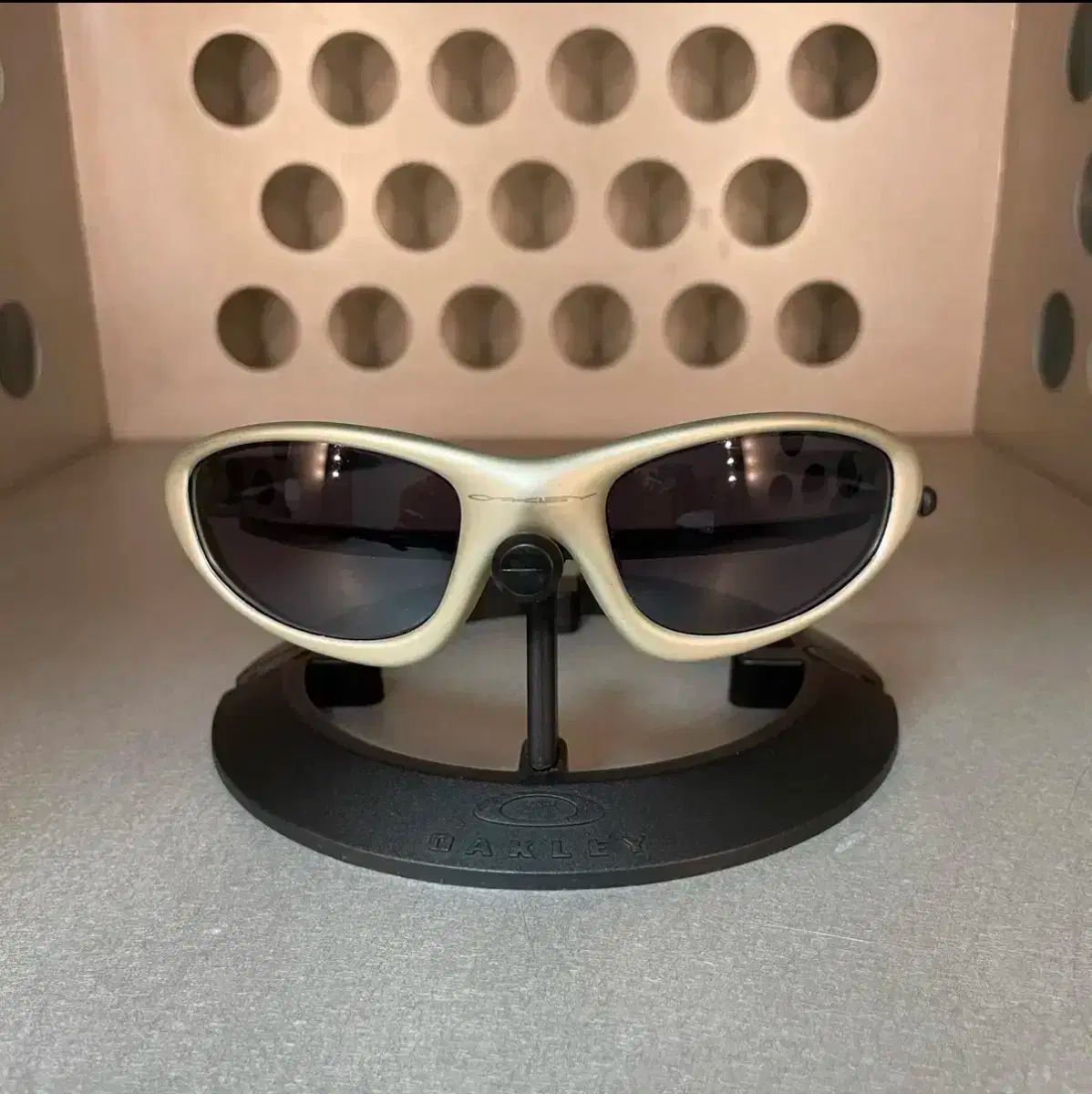 ヴィンテージ オークリー ストレートジャケット プラチナ