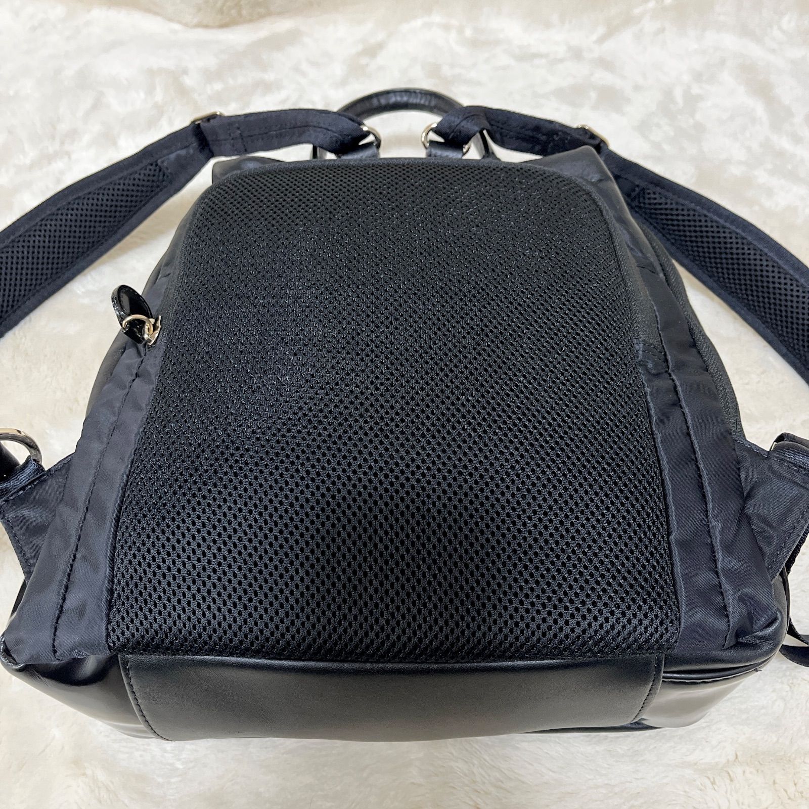 ✨美品✨HANAシリーズ kanana project カナナリュック レザー
