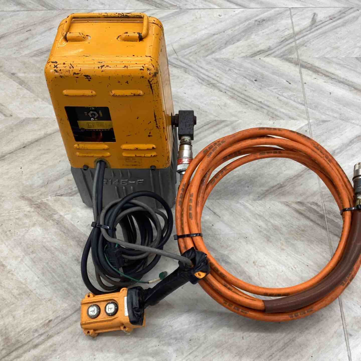 泉精器 IZUMI 電動リモコン式油圧ポンプ R14E-F 越谷店