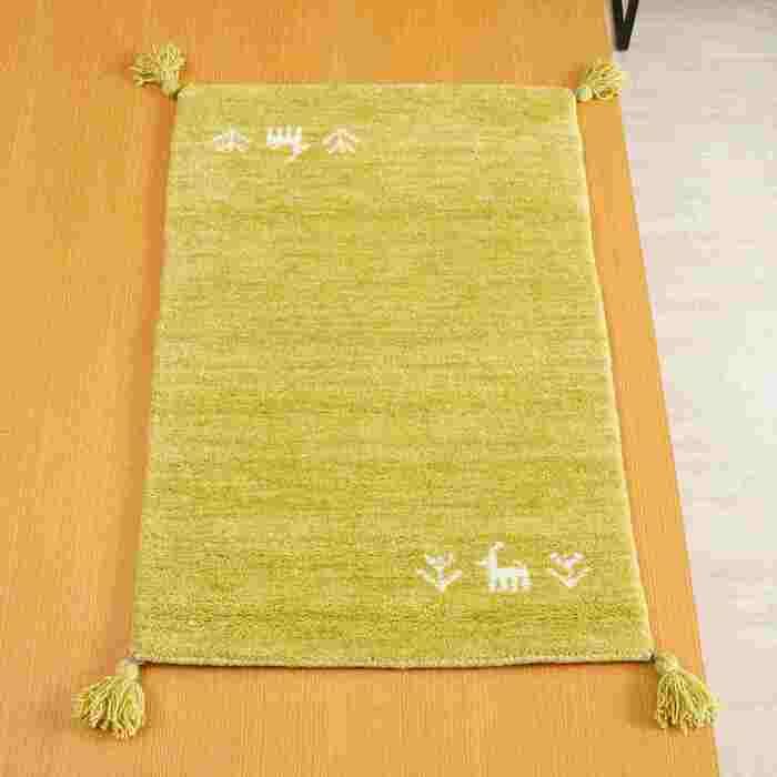 玄関マット 室内 50x80cm ミニラグ ホノカ 6色対応 玄関 ラグ おしゃれ 屋内 ウール100％ ラグマット ウールラグ 長方形 ギャッベ 手織り 防炎 オールシーズン シンプル 50×80cm ホノカ グリーン ギャベ MARWIL-DEMENAGEMENTS_CH