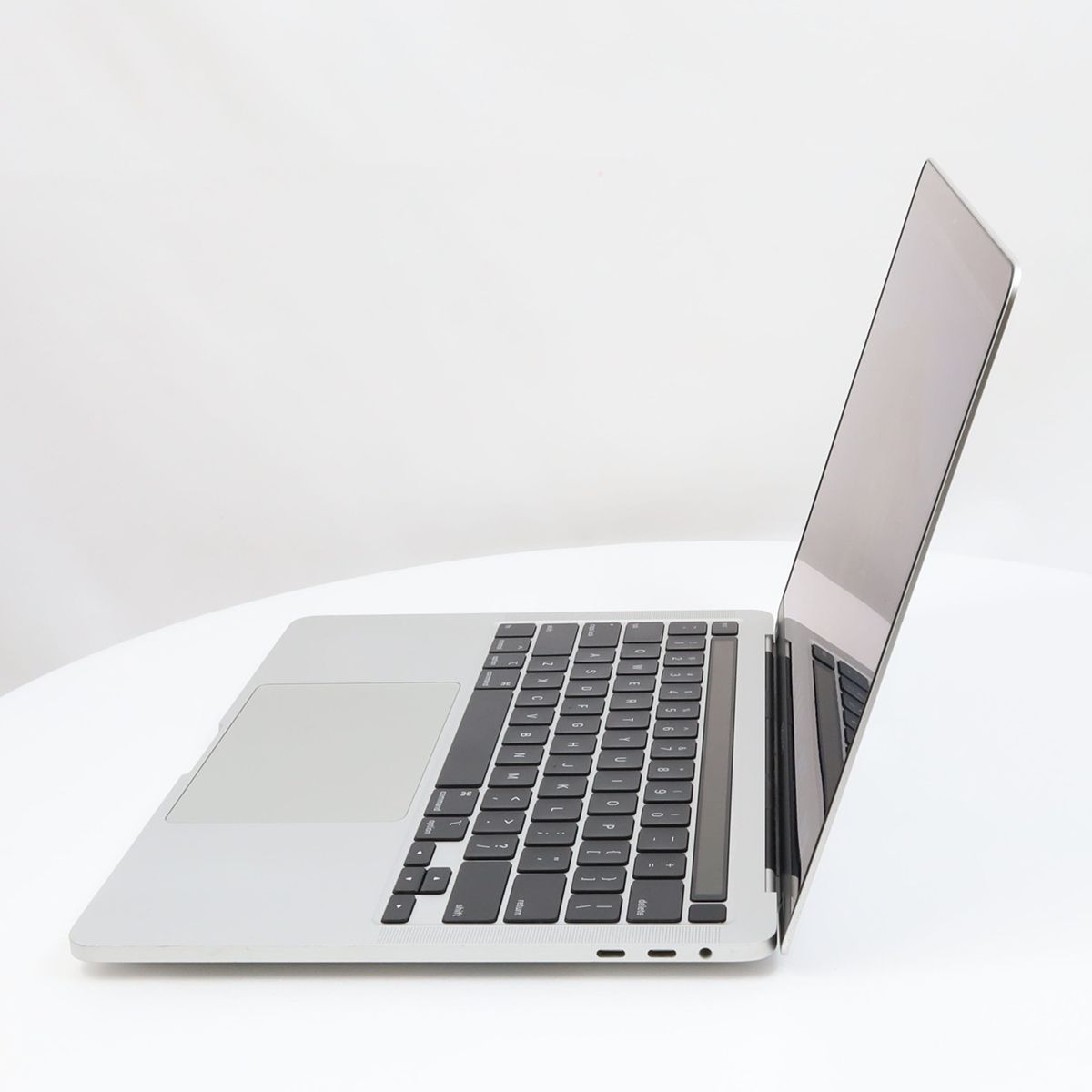 MacBook Pro 13インチ 2020 Four Thunderbolt 3 ports Cランク