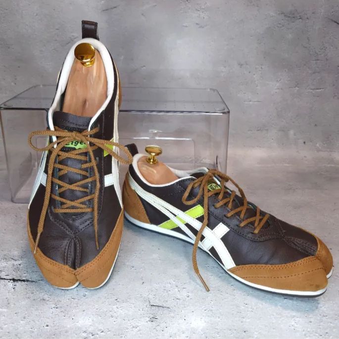 超レア 美品 オニツカタイガー Onitsuka Tiger 26 タビスニーカー ブラウン 茶色 THL549