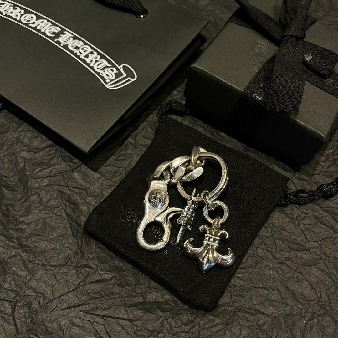 クロムハーツ Chrome Hearts キーホルダー 十字  フレア 宝剣