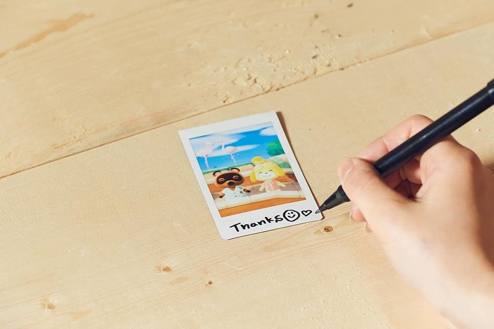 アッシュホワイト