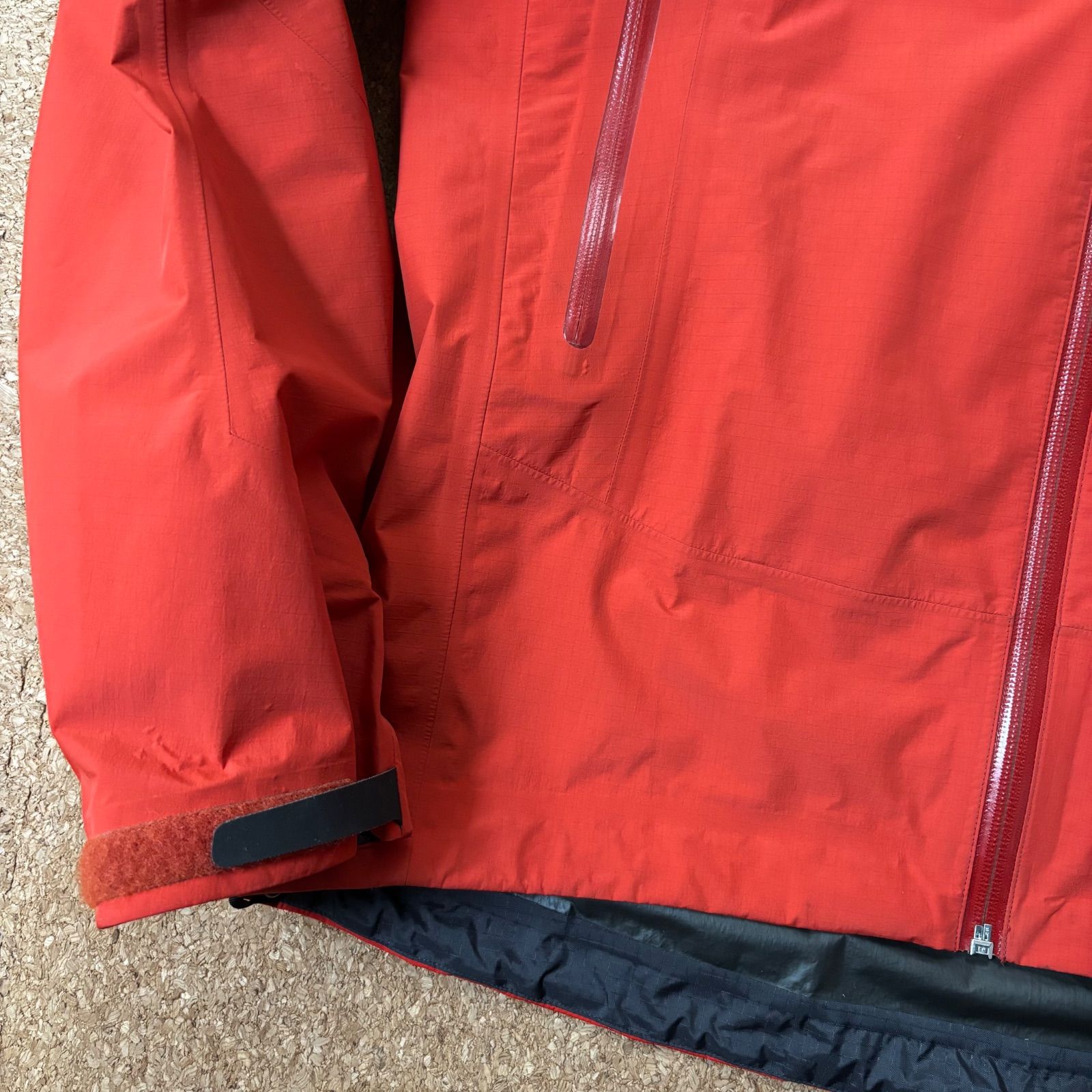 ナイロンジャケット