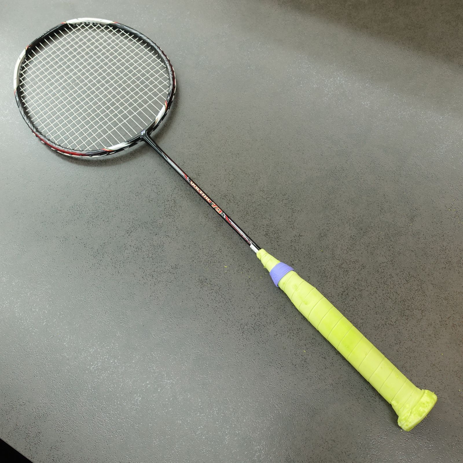 廃盤 レア ヨネックス】VOLTRIC 30 5UG5 カバー付 YONEX ヨネックス