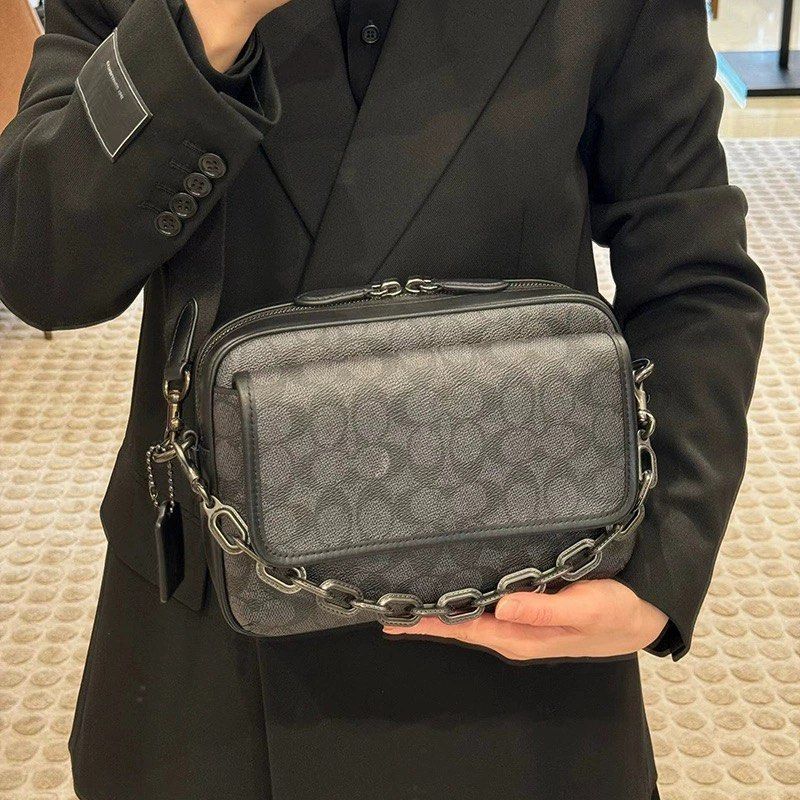 COACH チャーター フラップ クロスボディ 18 CR754 公式】COACH – コーチ | チャーター フラップ クロスボディ 18