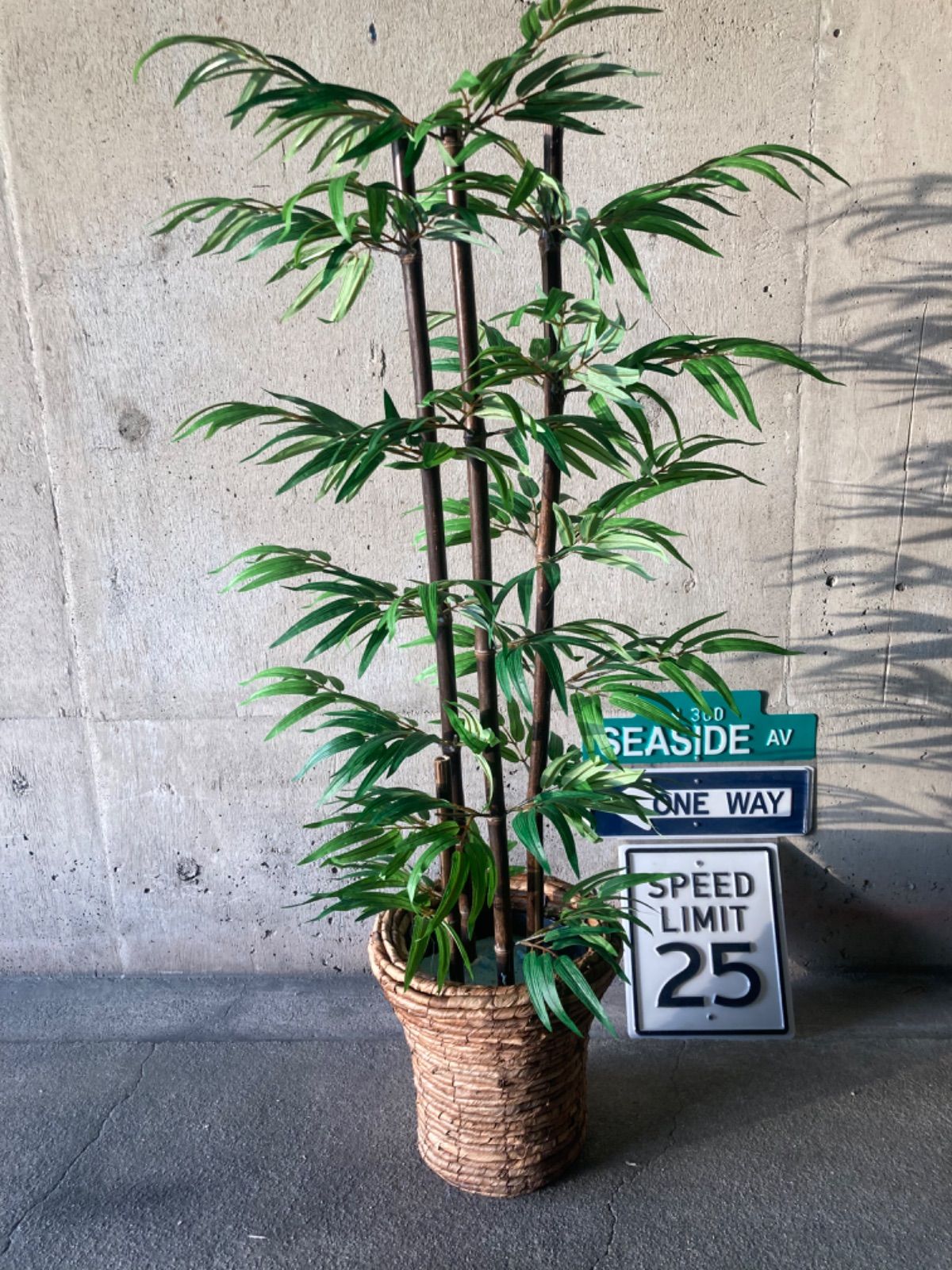 太郎 光触媒 人工観葉植物 ウォールグリーン フェイク フラワー 黒竹