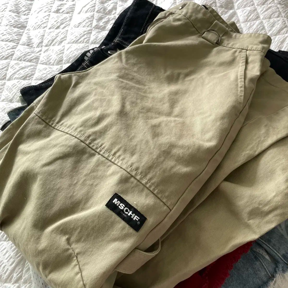 mschf カーゴパンツ　ズボン　ミスチーフ MSCHF MISCHIEF(ミスチーフ) ユーティリティ カーゴ パンツ s