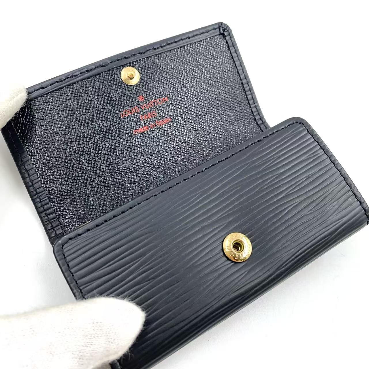 ルイヴィトン ミュルティクレ4 エピ ノワール キーケース LOUIS VUITTON ルイ・ヴィトン ミュルティクレ4 エピ ノワール M63822