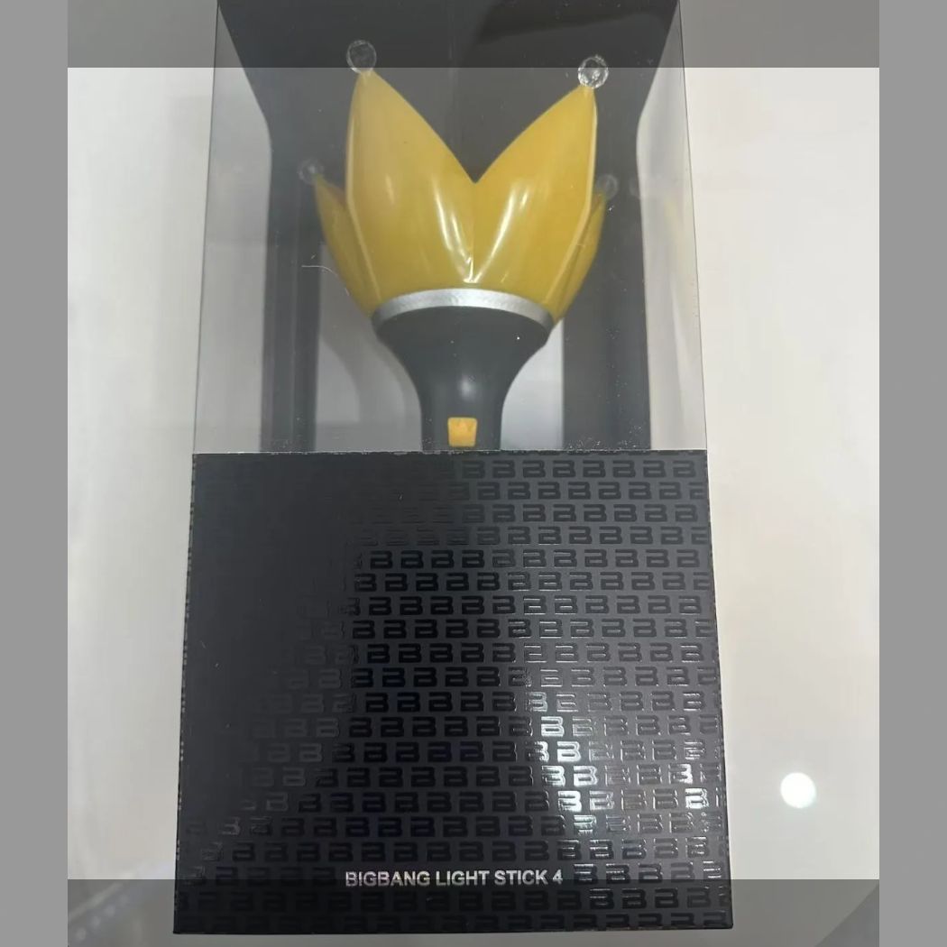 2個セット⭐︎BIGBANG ペンライト 新品】大好評☆ 応援灯 BIGBANG ペンライト ホワイト ブラック2