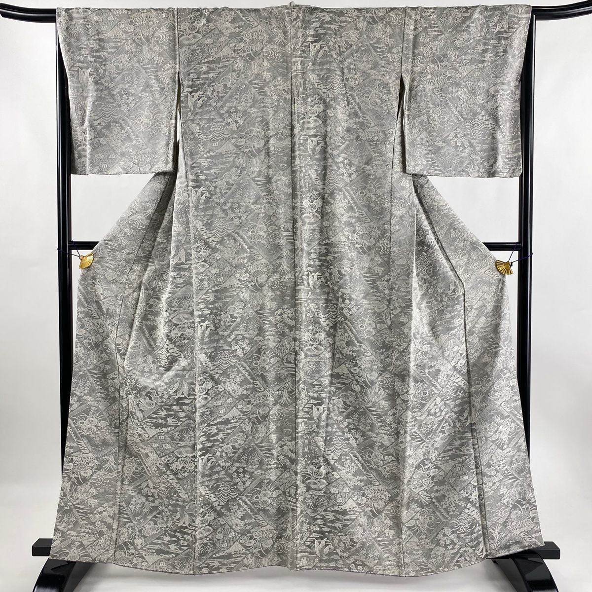 色無地 袷 黄金繭糸 薄紫色x金色 唐草模様 一つ紋 蔦紋 正絹 広衿