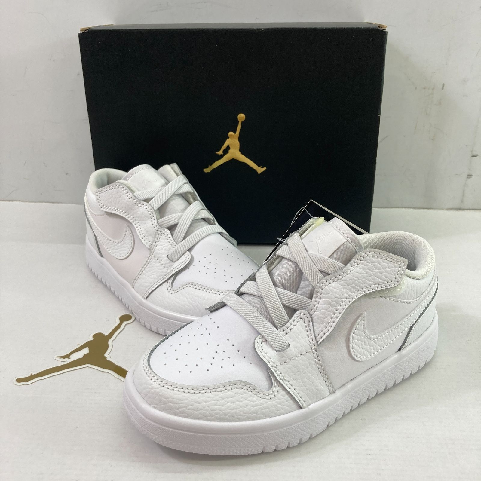 04ｍ1070☆Nike/ナイキ/JORDAN BRAND JORDAN 1 LOW ALT (PS) WHITE/WHITE-WHITE  20FA-S 18ｃｍ BQ6066-130 キッズ スニーカー 箱付き タグ付き - メルカリ