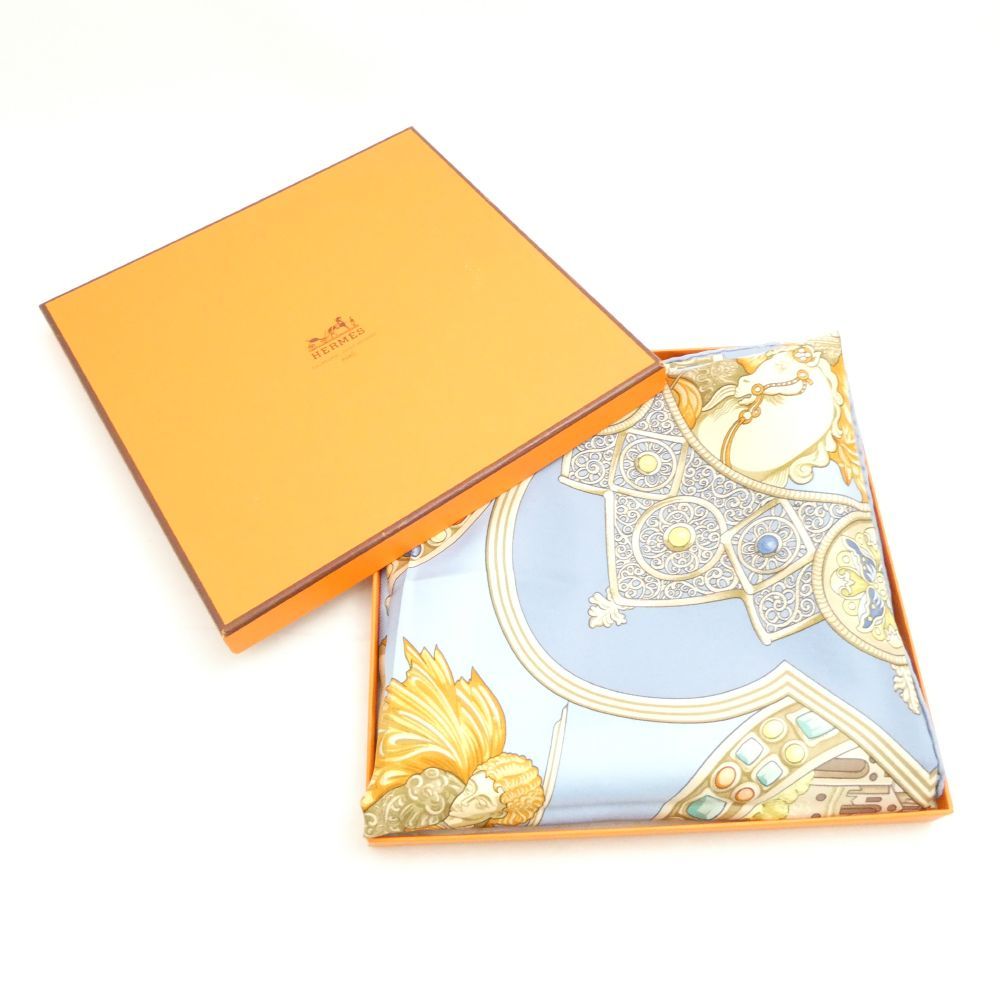 HERMES エルメス カレ90 LE TRIOMPHE DU PALADIN 正義の騎士の勝利 スカーフ シルク ライトブルー 大判 ストール 服飾小物 レディース AU3429