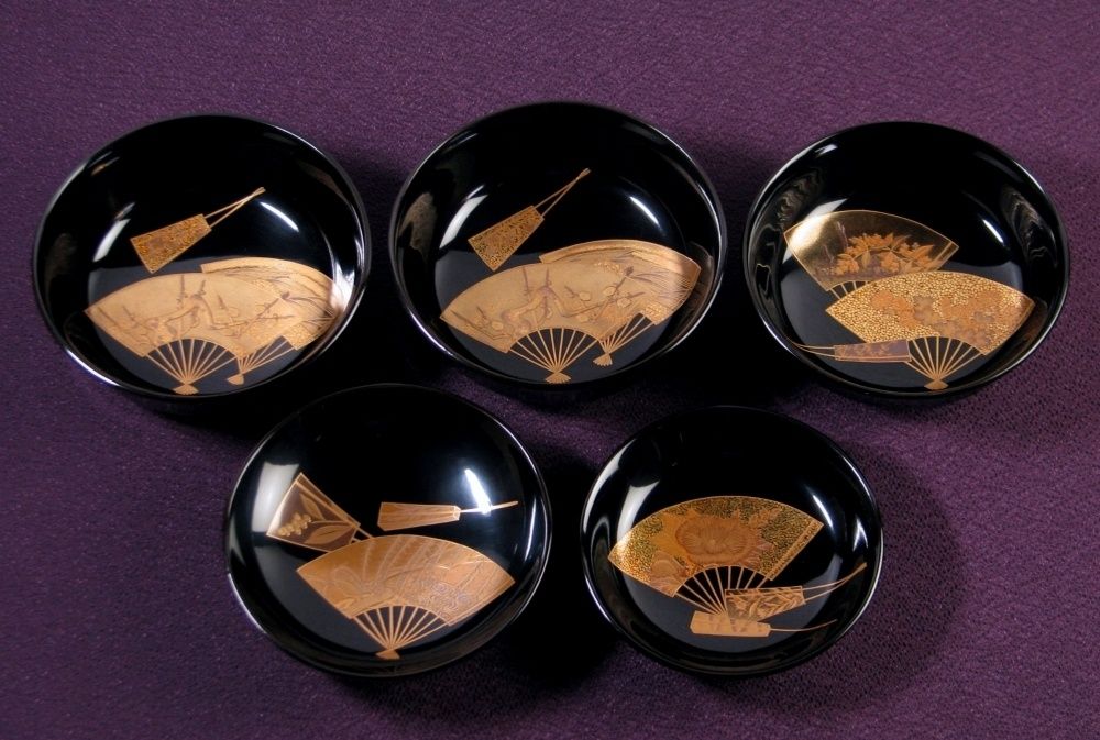 時代輪島塗　扇面絵違金蒔絵　吸物椀　５客　木製　図替　絵違 BJ055 輪島塗 極上の蒔絵 扇面蒔絵 図替わり 吸物椀5客 No2 美品